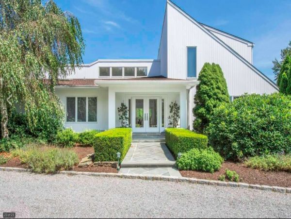 Hamptons Home 1017755