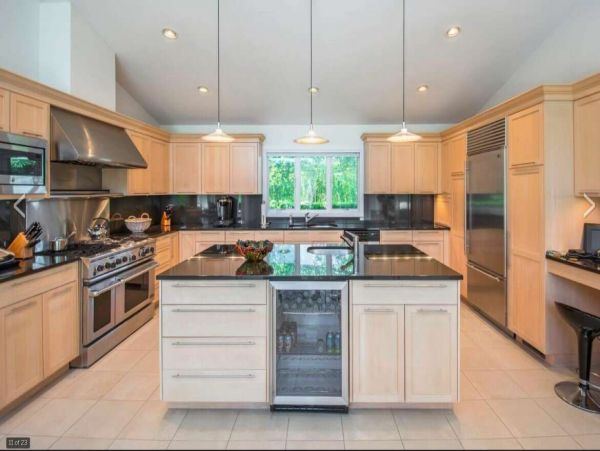 Hamptons Home 1017755