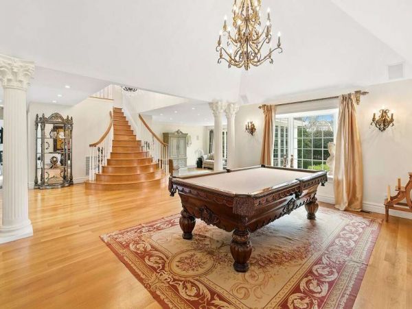 Hamptons Home 1017756
