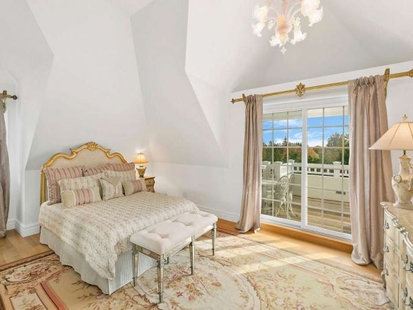 Hamptons Home 1017756