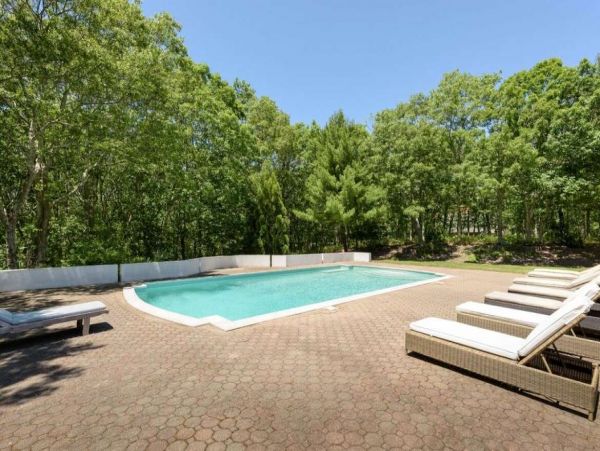 Hamptons Home 1017758