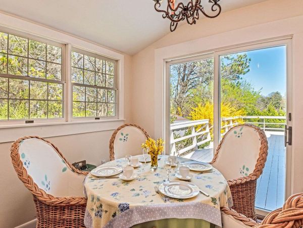 Hamptons Home 1017760
