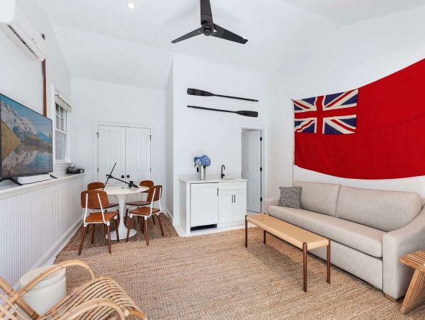 Hamptons Home 1017762