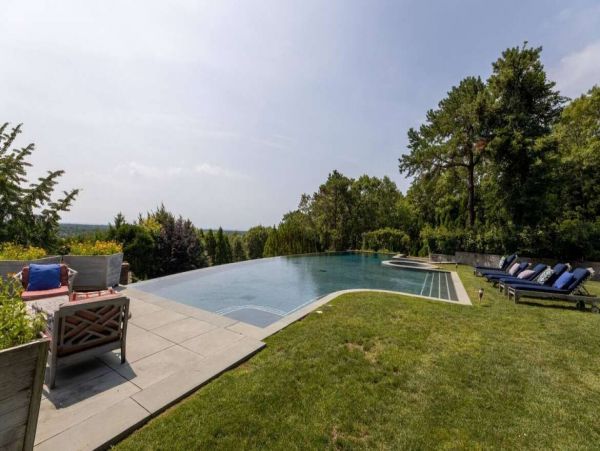 Hamptons Home 1017763