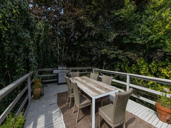 Hamptons Home 1017763