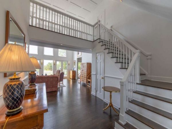 Hamptons Home 1017763