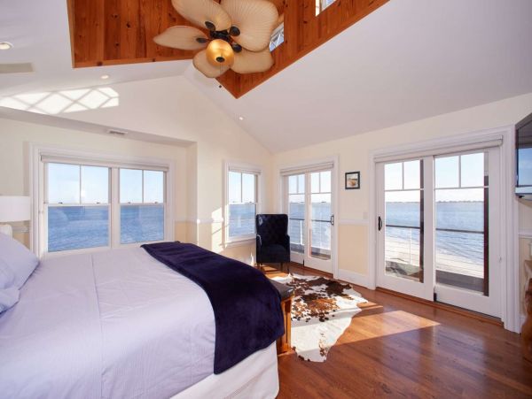 Hamptons Home 1017764