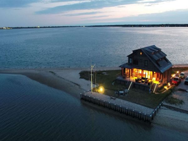 Hamptons Home 1017764