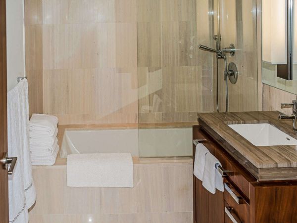 Hamptons Home 1017775
