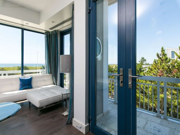 Hamptons Home 1017781