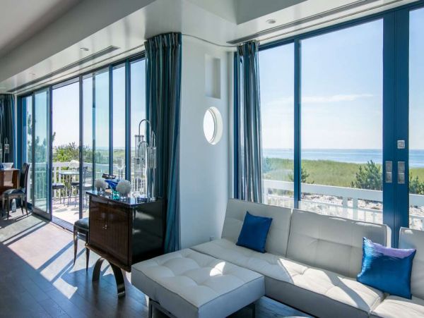 Hamptons Home 1017781