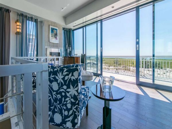 Hamptons Home 1017781