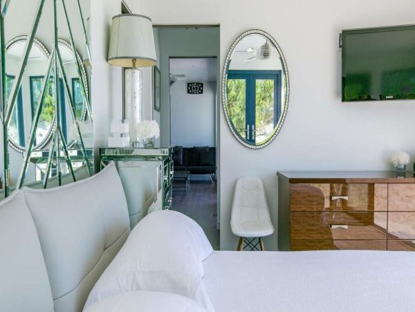 Hamptons Home 1017781
