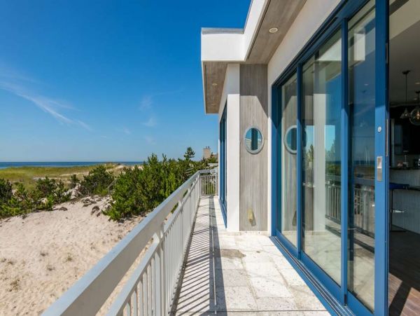 Hamptons Home 1017781