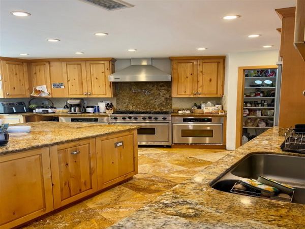San Diego Beach Communities North Home 1017782