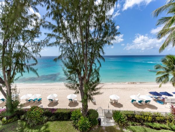 Beachfront Vacation Villa in Barbados Six Guests