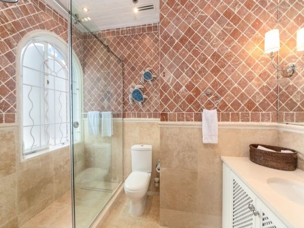 Beachfront Vacation Villa in Barbados Six Guests