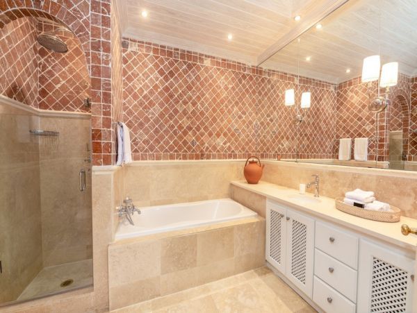 Beachfront Vacation Villa in Barbados Six Guests