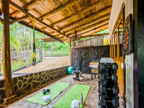 Wonderful Puntarenas Rental 6 Bedroom plus loft Sleeps 18