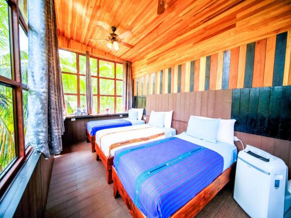 Wonderful Puntarenas Rental 6 Bedroom plus loft Sleeps 18