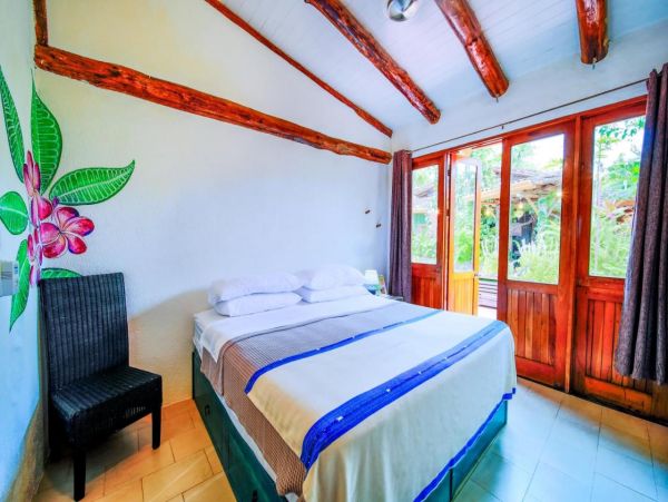 Wonderful Puntarenas Rental 6 Bedroom plus loft Sleeps 18