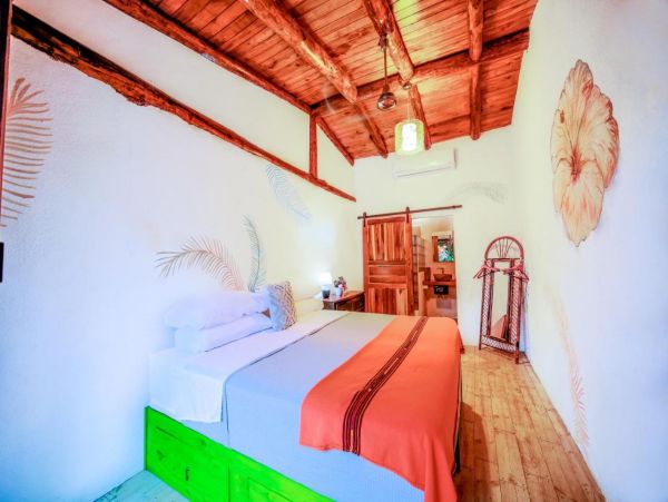 Wonderful Puntarenas Rental 6 Bedroom plus loft Sleeps 18