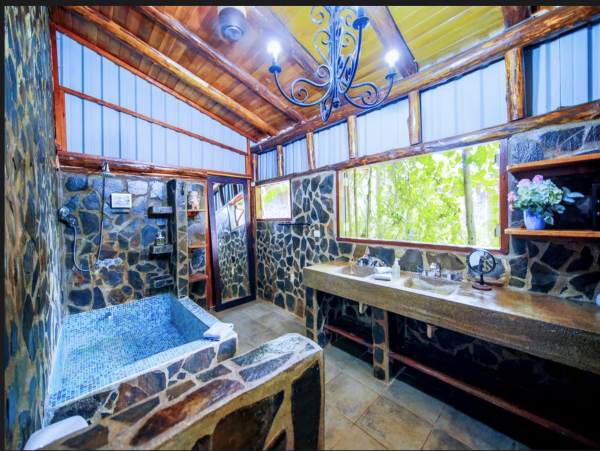Wonderful Puntarenas Rental 6 Bedroom plus loft Sleeps 18