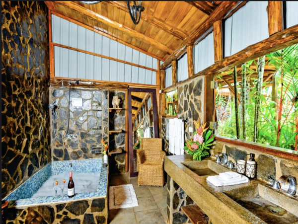 Wonderful Puntarenas Rental 6 Bedroom plus loft Sleeps 18