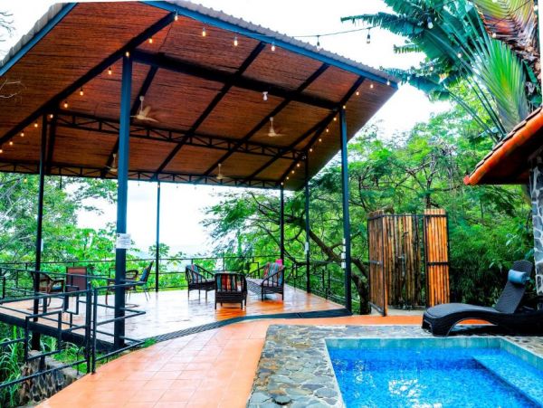 Puntarenas, Costa Rica Vacation Pool Home Ten Bedrooms
