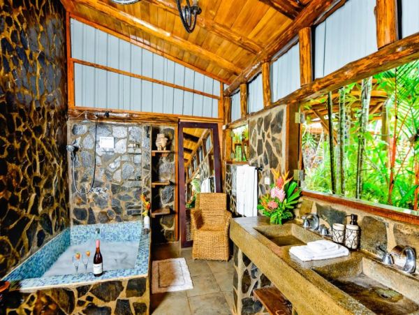 Puntarenas, Costa Rica Vacation Pool Home Ten Bedrooms