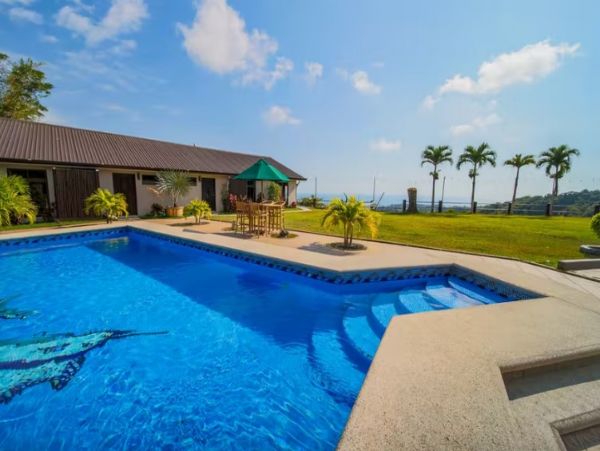 Puntarenas, Costa Rica Vacation Pool Home Ten Bedrooms
