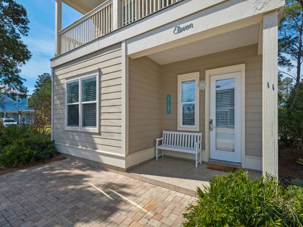 Santa Rosa Beach Luxury Vacation Home Style & Comfort