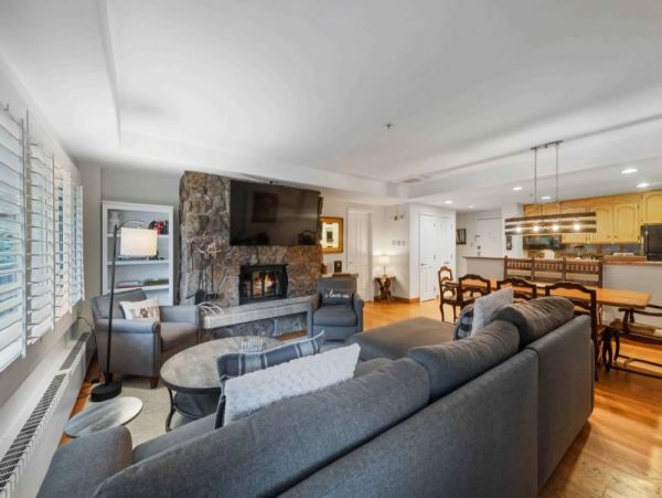 Luxury Condo  Less than 100 yards to Lift in Vail Village