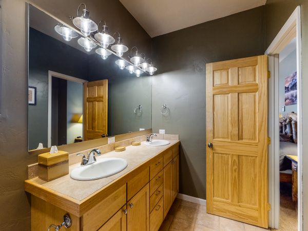Breckenridge Home 1017880