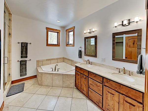 Breckenridge Home 1017911
