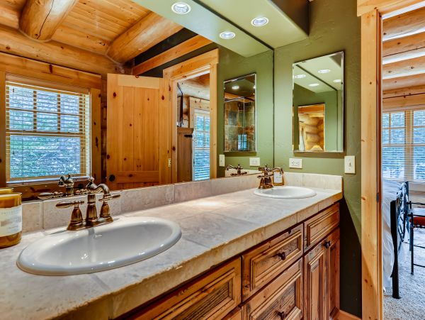 Breckenridge Home 1017927