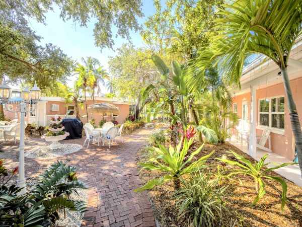 Siesta Key Vacation Bungalow One Bedroom