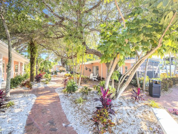 Siesta Key Vacation Bungalow One Bedroom