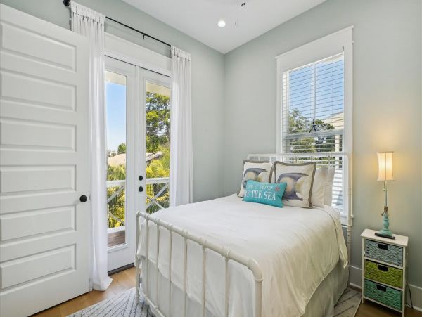 Beautiful 5 Bedroom Home in Seagrove Beach