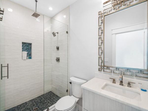 Beautiful 5 Bedroom Home in Seagrove Beach