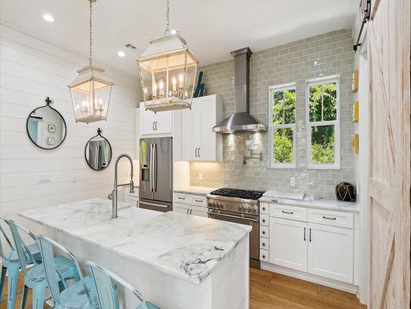 Beautiful 5 Bedroom Home in Seagrove Beach