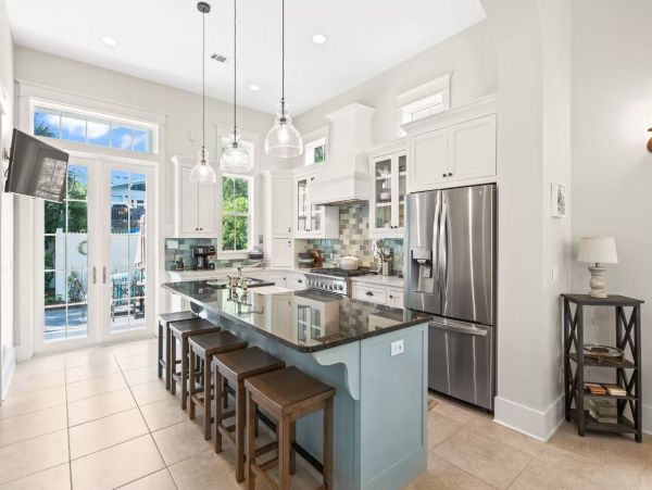 Santa Rosa Beach Four Bedroom Vacation Home Sleeps 14