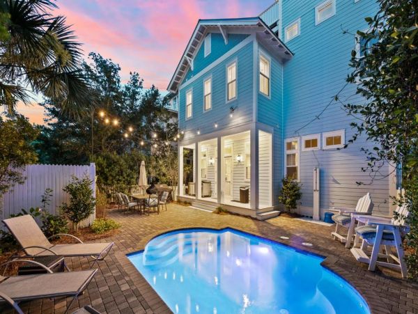 Santa Rosa Beach Four Bedroom Vacation Home Sleeps 14
