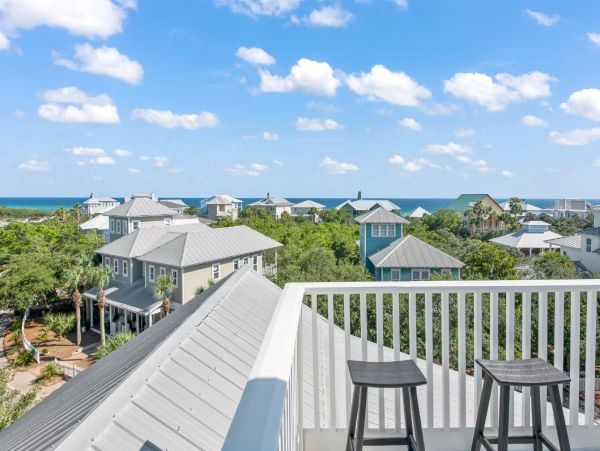 Santa Rosa Beach Four Bedroom Vacation Home Sleeps 14