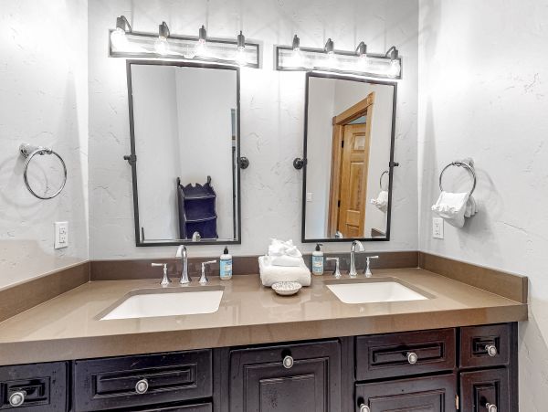 Breckenridge Home 1018040