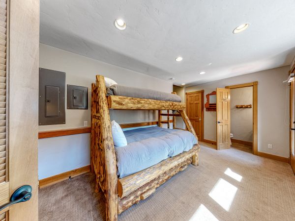 Breckenridge Home 1018040
