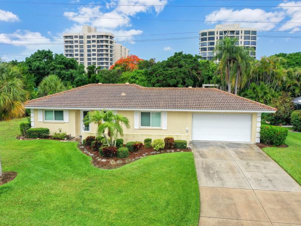 Longboat Key Vacation Pool Home Two Bedroom