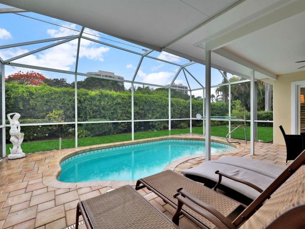 Longboat Key Vacation Pool Home Two Bedroom