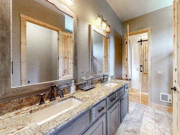 Breckenridge Home 1018125