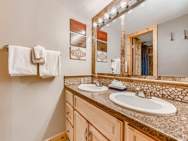 Breckenridge Home 1018186